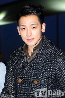 明星 飞,星光璀璨的演艺之路